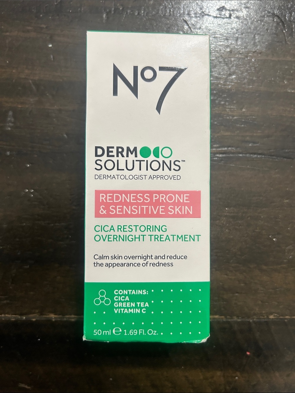 Derm Solutions Cica Restoring Overnight Treatment - Green/White
